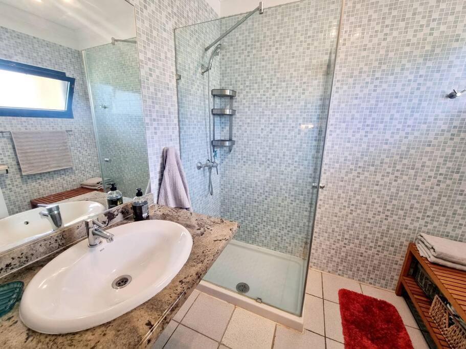 Luxury Ocean View Playa Roca Apartment Costa Teguise Ngoại thất bức ảnh