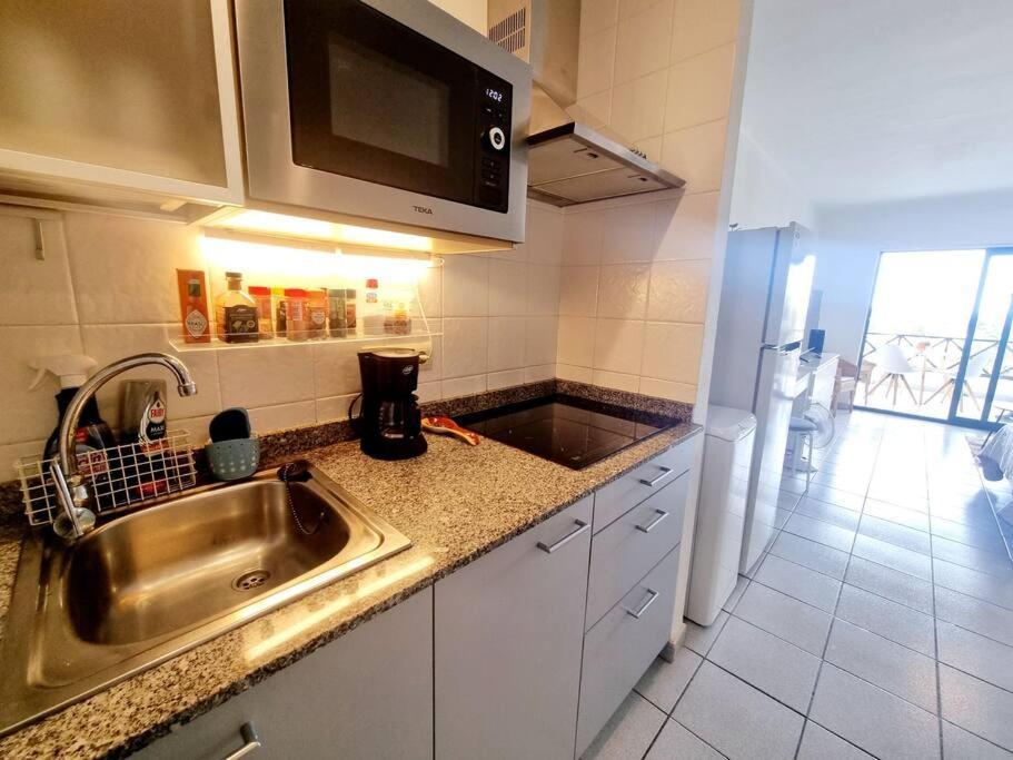 Luxury Ocean View Playa Roca Apartment Costa Teguise Ngoại thất bức ảnh