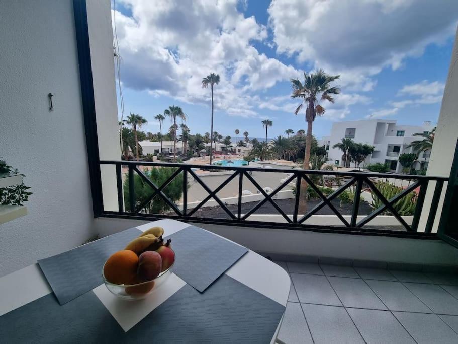 Luxury Ocean View Playa Roca Apartment Costa Teguise Ngoại thất bức ảnh
