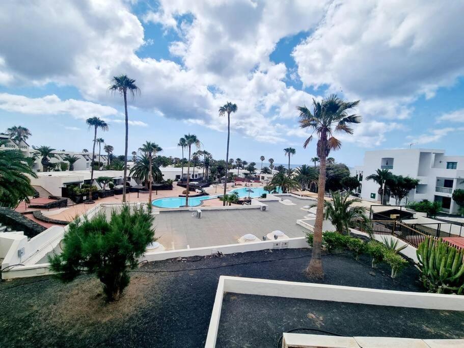 Luxury Ocean View Playa Roca Apartment Costa Teguise Ngoại thất bức ảnh